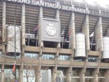 E' iniziato il conto alla rovescia per i ritorno dell'Italia allo stadio Bernabeu di Madrid. Il prossimo 2 settembre c'è Spagna-Italia, valevole per le qualificazioni ai Mondiali di Russia 2018. Nel 1982 l'ultima partita della nostra Nazionale in questo stadio fu la finale della Coppa del Mondo vinta contro la Germania (Fonte foto: facebook.com)