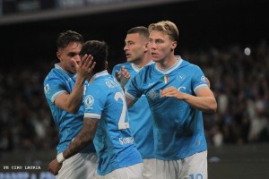 Cruciale vittoria degli azzurri, che battono l'Udinese allo stadio Maradona nell'ultima gara di campionato e conquistano un prestigioso secondo posto nella Serie A 2025-26 (Foto: credits Ciro Lauria, reporter)