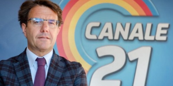 Napoli Canale 21 / Sabato 22 agosto 2026 al via le trasmissioni sportive della stagione del Centenario azzurro e dei 50 anni della più anziana tv privata della Campania